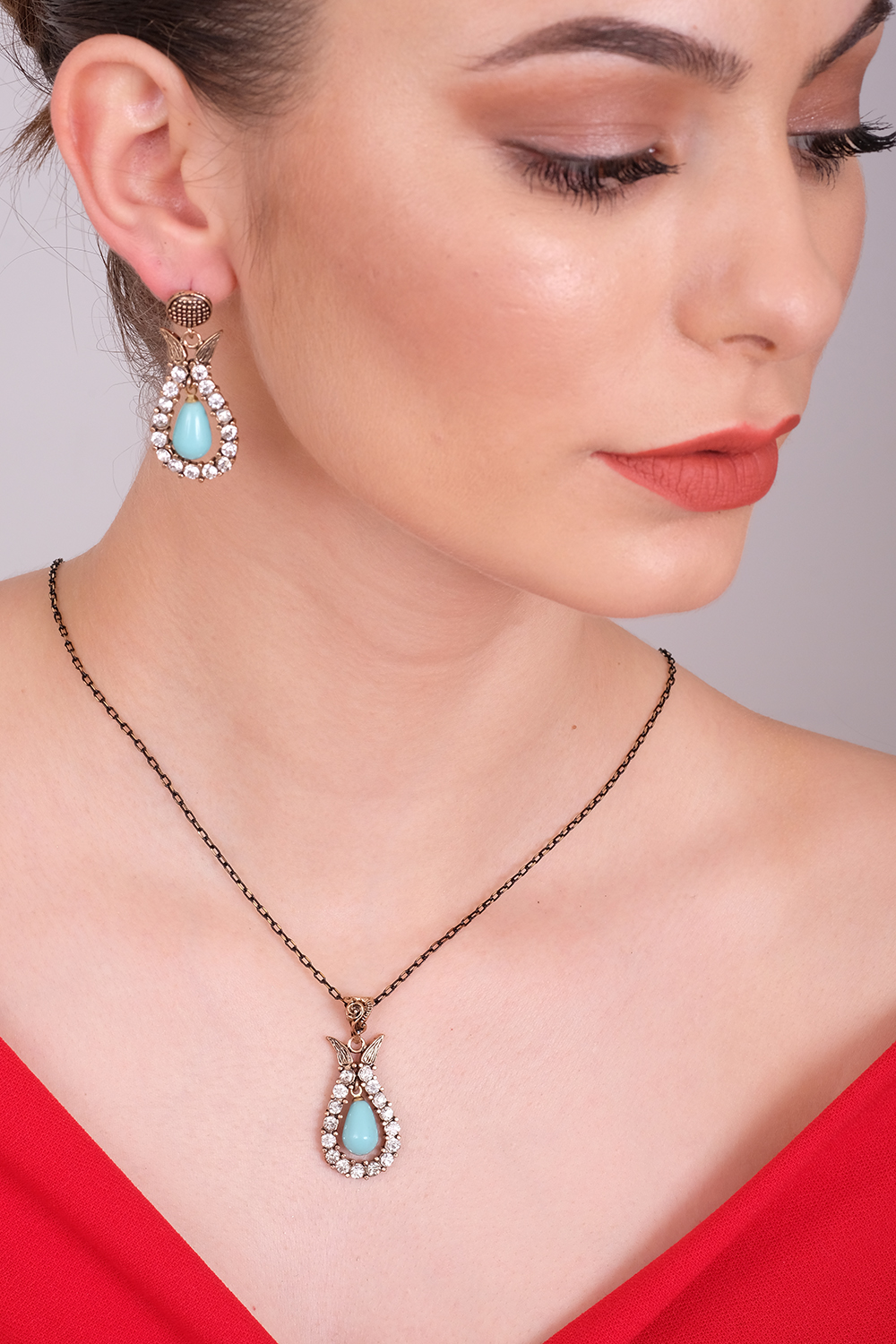 CALLISTO Necklace and Earrings Jewelry Set