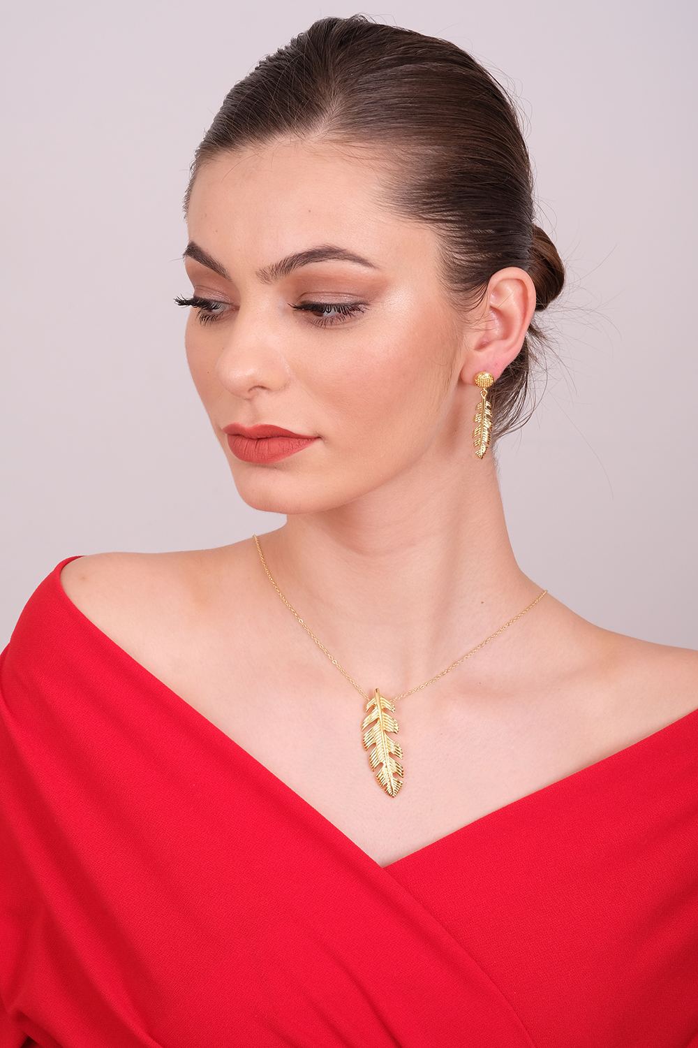 ROMANCE Necklace and Earrings Gold plated Jewelry Set