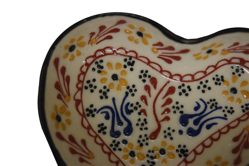 Ceramic Multipiece Heart Shaped Plate 8″