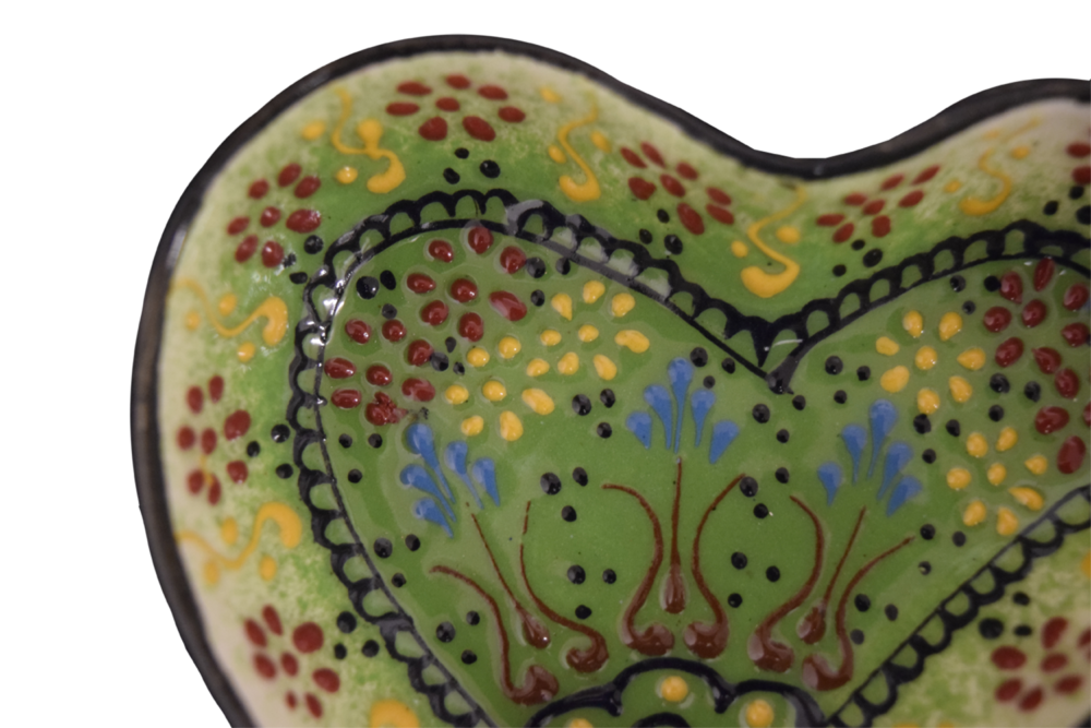 Ceramic Multipiece Heart Shaped Plate 8″